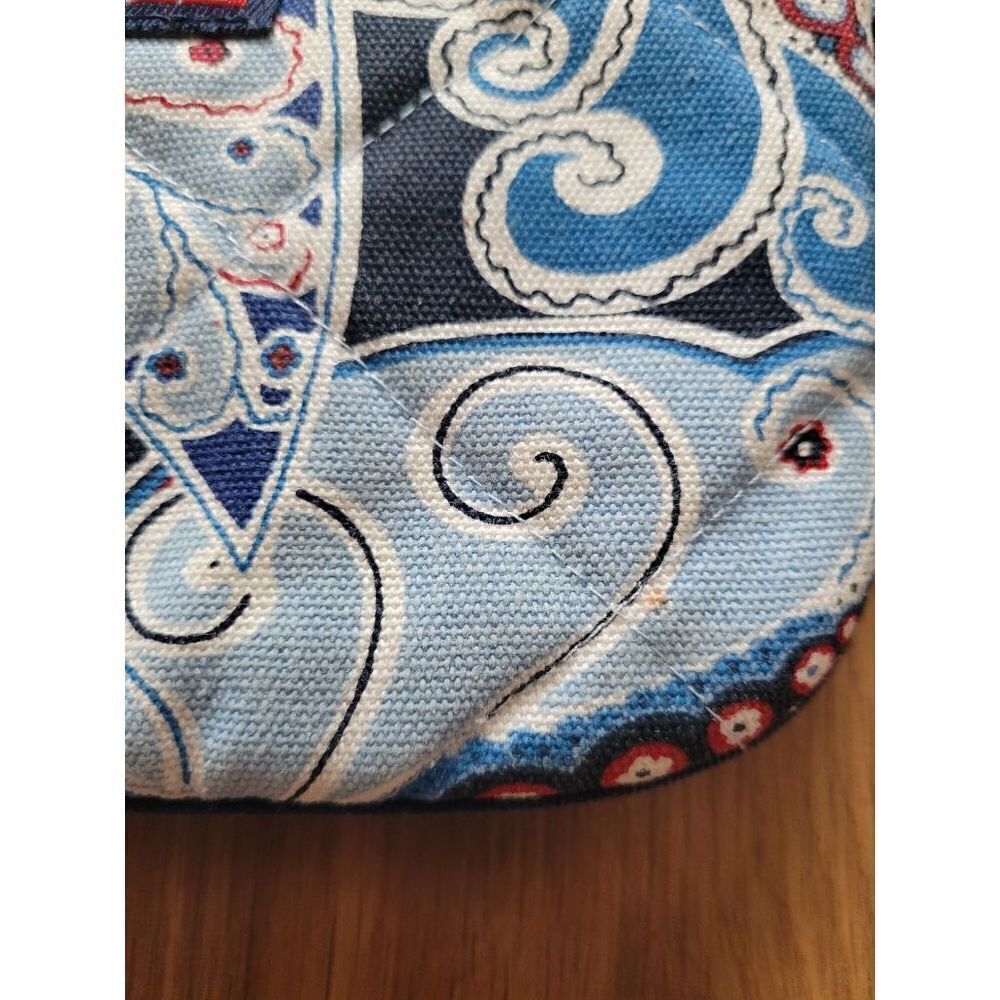 Vera Bradley Wristlet - Picture 9 of 9